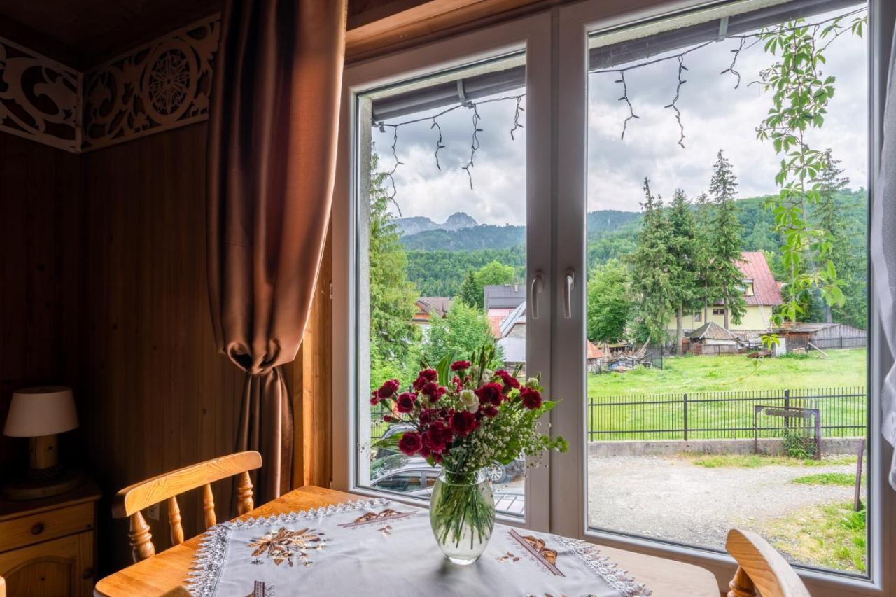 Pokoje Z Widokiem Na Gory I Prywatny Domek Z Zadaszona Altana - Grillem I Ogniskiem. Zakopane Exterior photo